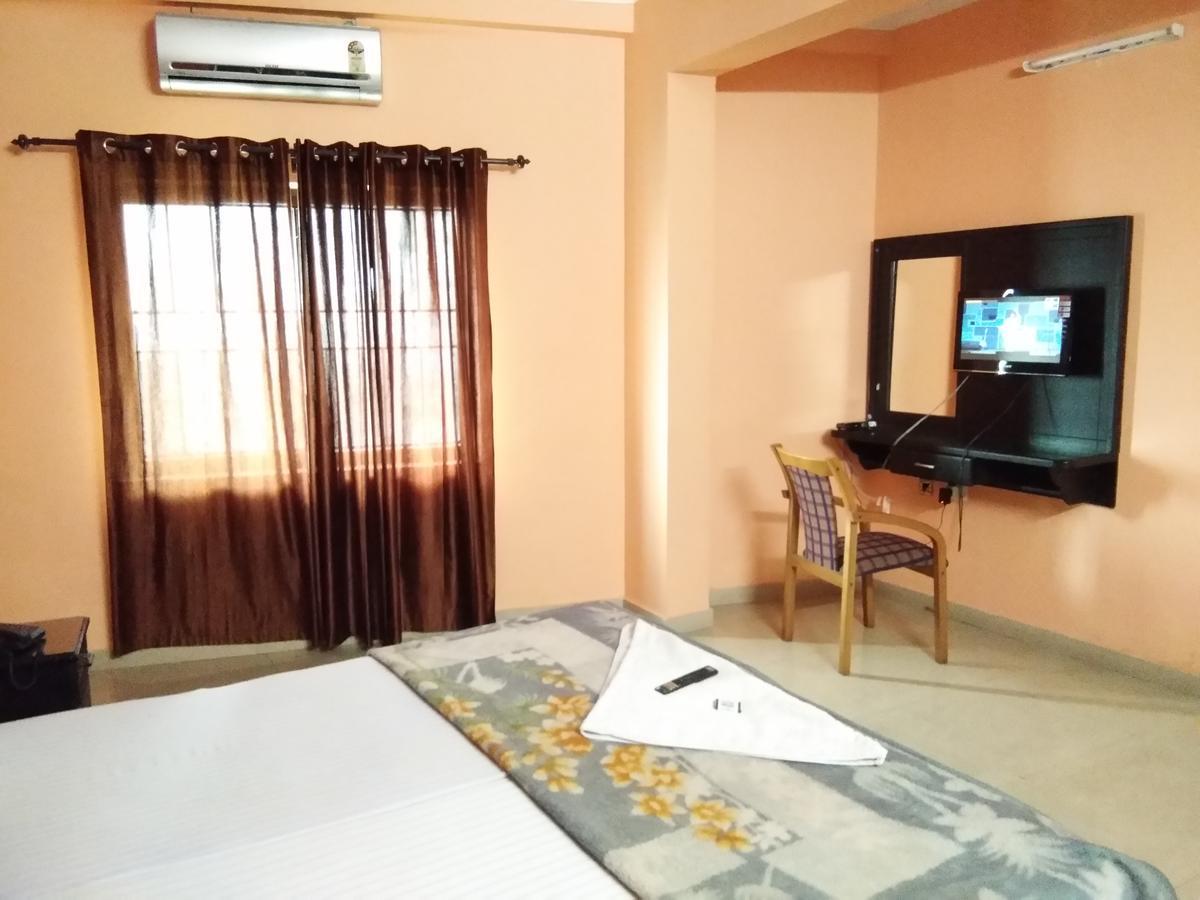 فندق Kunnamangalamفي  A.R.Residency المظهر الخارجي الصورة
