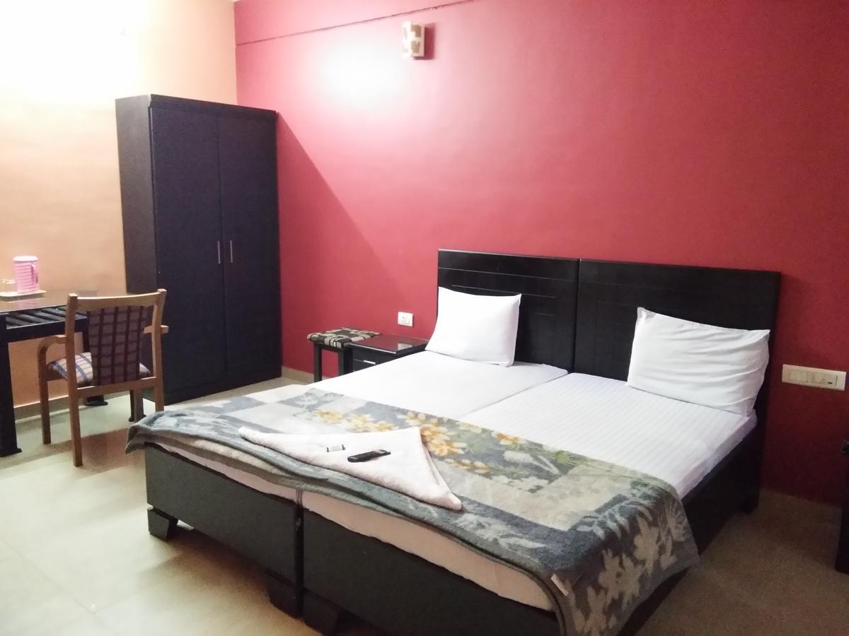 فندق Kunnamangalamفي  A.R.Residency المظهر الخارجي الصورة