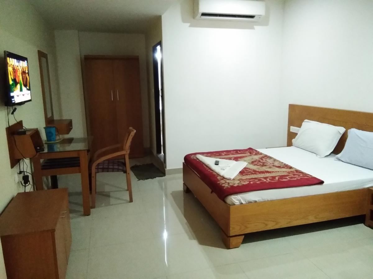 فندق Kunnamangalamفي  A.R.Residency المظهر الخارجي الصورة